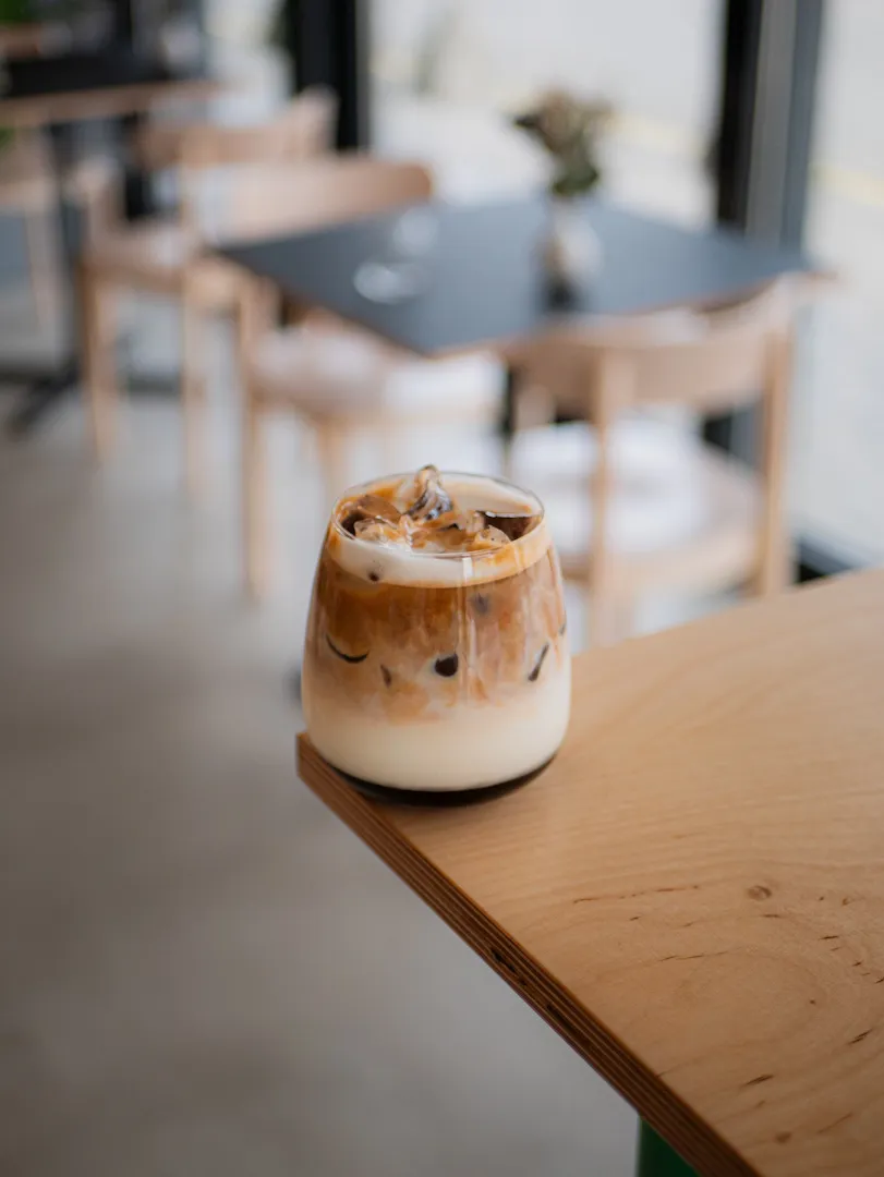 Iced Latte Table